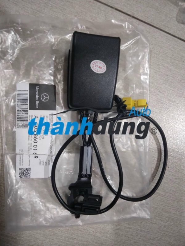 Khóa dây đai Mercedes GLC300