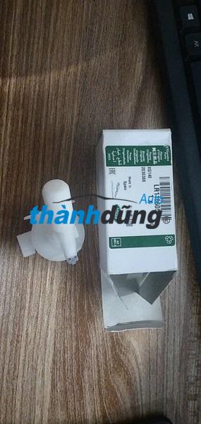 CẢM BIẾN BÁO MỰC NƯỚC RỬA KÍNH LAND ROVER VOGUE