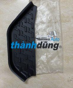 ỐP BẬC LÊN XUỐNG PHẢI HYUNDAI PORTER 2