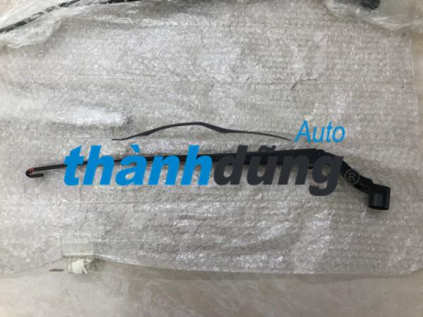 cần gạt mưa phải nissan xtrail 2015
