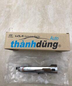 TAY MỞ CỬA TRƯỚC PHỤ XE HYUNDAI TUCSON | 82661-D3710
