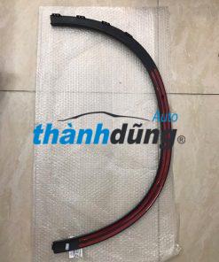 ỐP CUA LỐP BÁNH TRƯỚC MERCEDES GLC63 AMG 2019 | 253885062