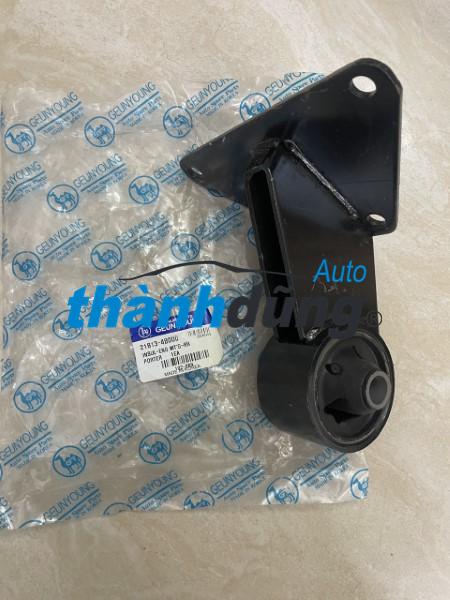 CHÂN MÁY SAU PHỤ HYUNDAI PORTER 2006 | 21813-4B000