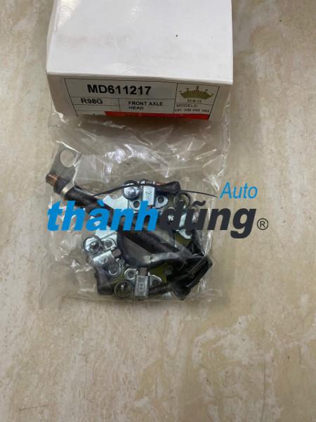 CHỔI THAN ĐỀ MITSUBISHI PAJERO 2004 | MD611217