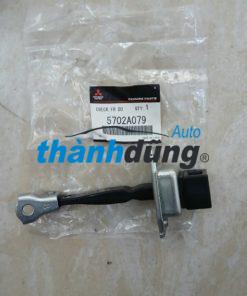 HẠN CHẾ CÁNH CỬA MITSUBISHI OUTLANDER SPORT 2015 | 5702A079