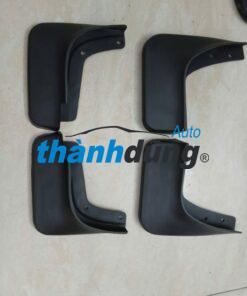 CHẮN BÙN BÁNH TRƯỚC PHỤ HYUNDAI CRETA | 86832A0000