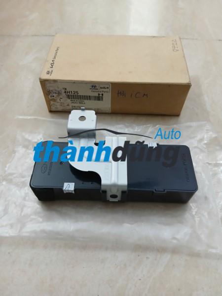 HỘP ĐIỀU KHIỂN XI NHAN HYUNDAI STAREX 2.5 2010 | 952304H125