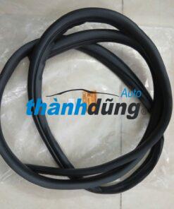 RON KHUNG CỬA TRƯỚC FORD FOCUS 2009 | 4M51A20530BB5YYW