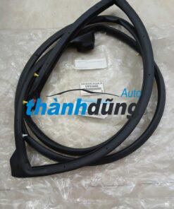 RON CÁNH CỬA SAU TOYOTA COROLLA CROSS 2023 | 678720A022