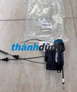 Ổ NGẬM KHÓA CỬA XE KIA CARENS 2010 | 813201D020
