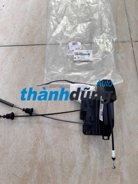 Ổ NGẬM KHÓA CỬA XE KIA CARENS 2010 | 813201D020
